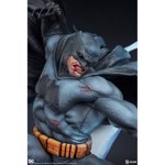 DC Comics - Batman: The Dark Knight Returns Premium Format Statue - Packshot 6