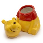 Disney - Winnie the Pooh - Winnie Moulded Cookie Jar - Packshot 2