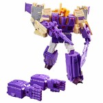 Transformers – Transformers: The Movie – Blitzwing Leader Class Figure - Packshot 2