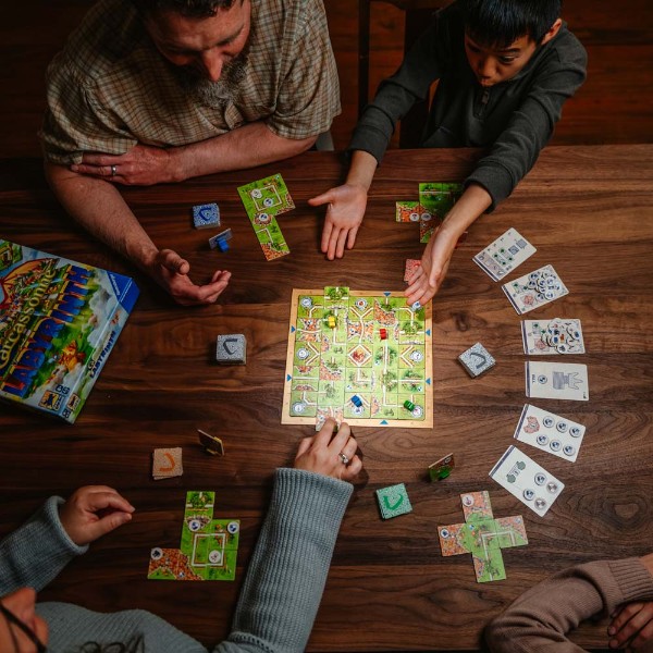 Labyrinth - Carcassonne Board Game - Packshot 4