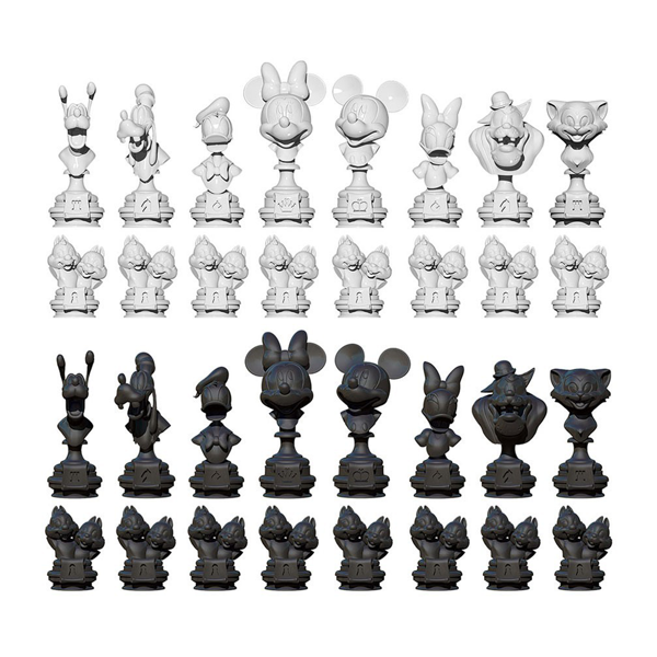 Disney - Mickey Mouse Original Collectors Chess Set  - Packshot 3