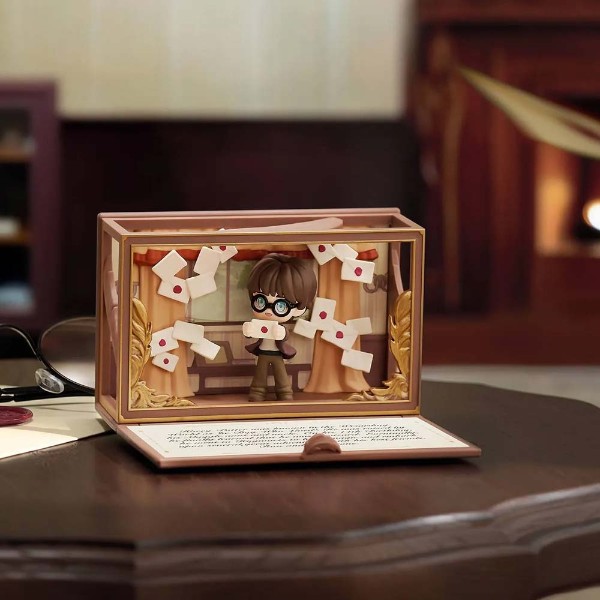 POP MART - Harry Potter Hogwarts Biographical Scene Set Series Blind Box (Single Box) - Packshot 3