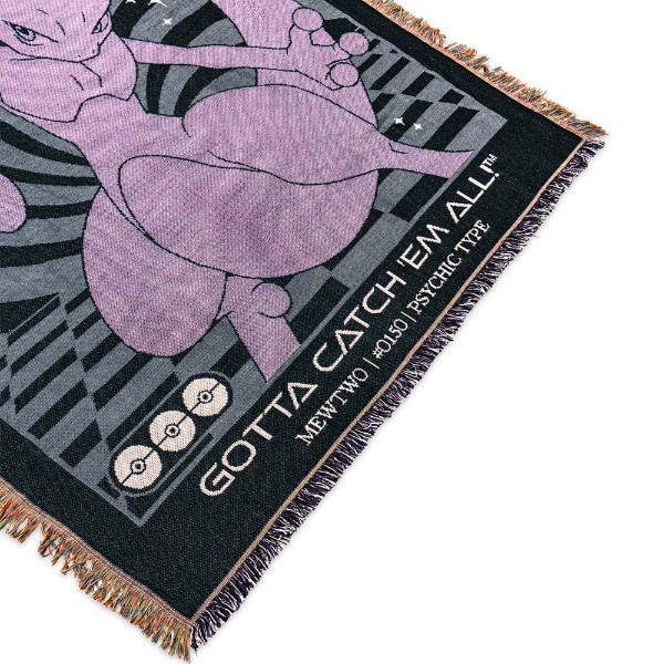 Pokemon - Mewtwo Woven Blanket - Packshot 3