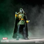 Marvel - Avengers: Doomsday - Lord Doom Marvel Legends Action Figure - Packshot 2