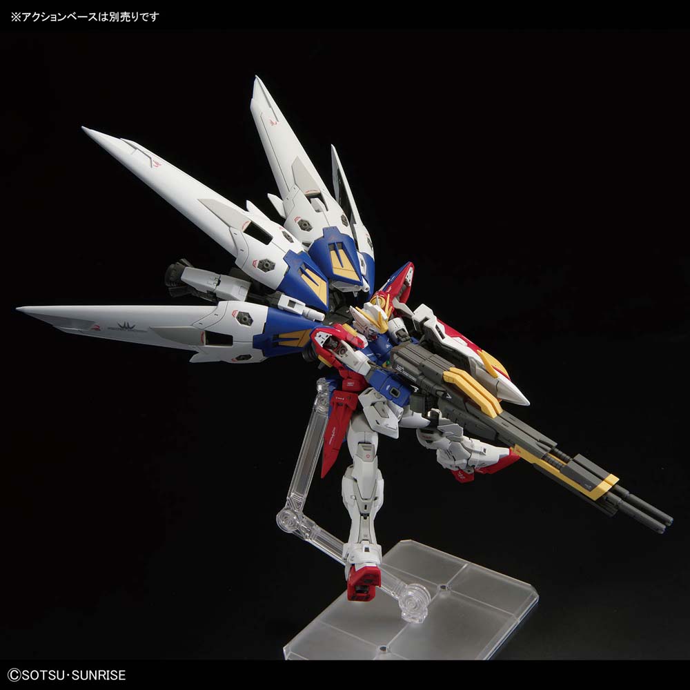Mobile Suit Gundam - RG Wing Gundam Zero 1/144 Model Kit - Packshot 3