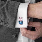 The Simpsons - Pig Bride & Groom Cufflinks Replica - Packshot 3