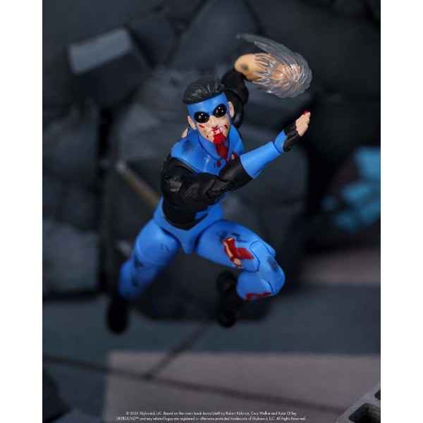 Invincible - Invincible 1/12 Scale Action Figure - Packshot 5