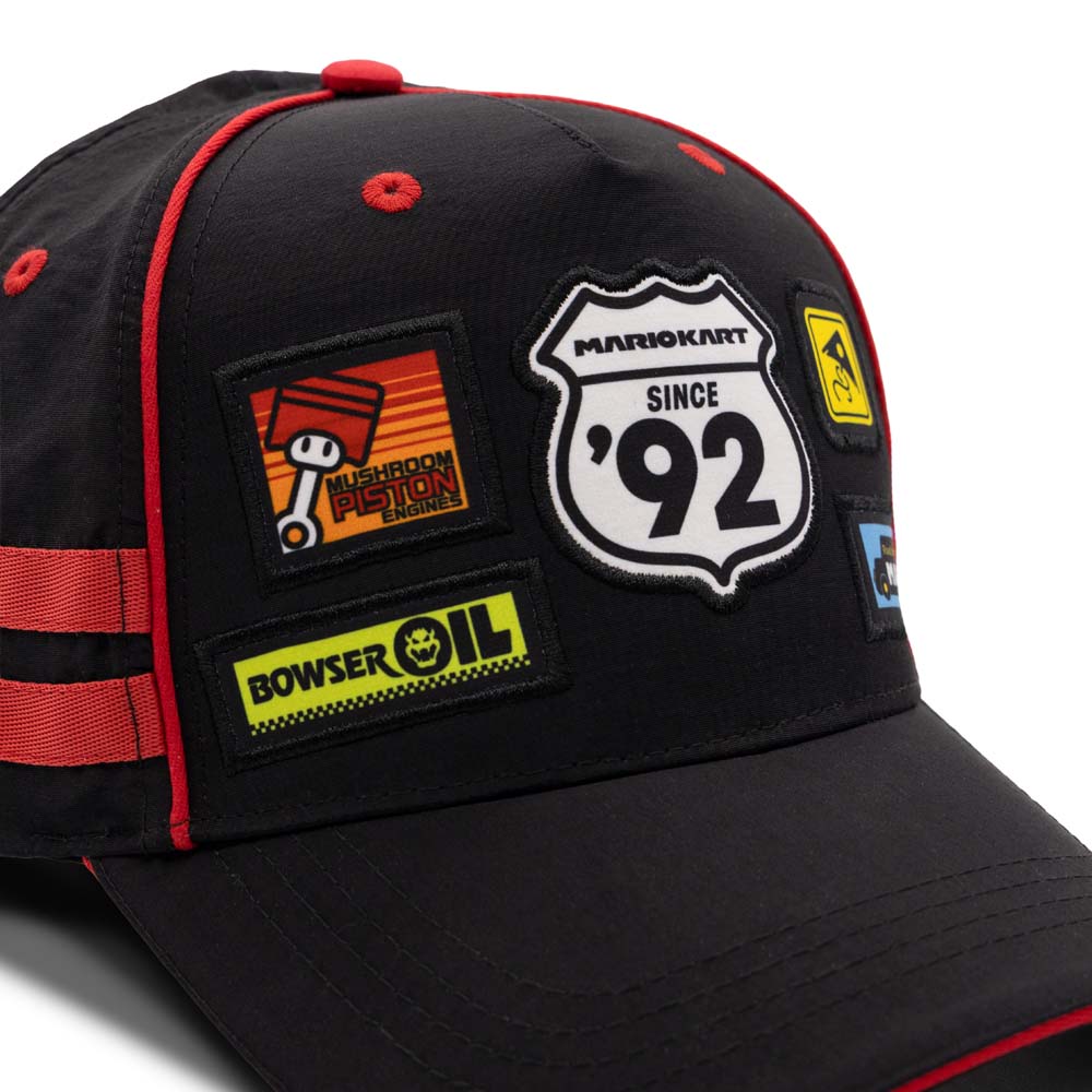 Nintendo - Mario Kart Signs Curved Brim Cap - Packshot 2