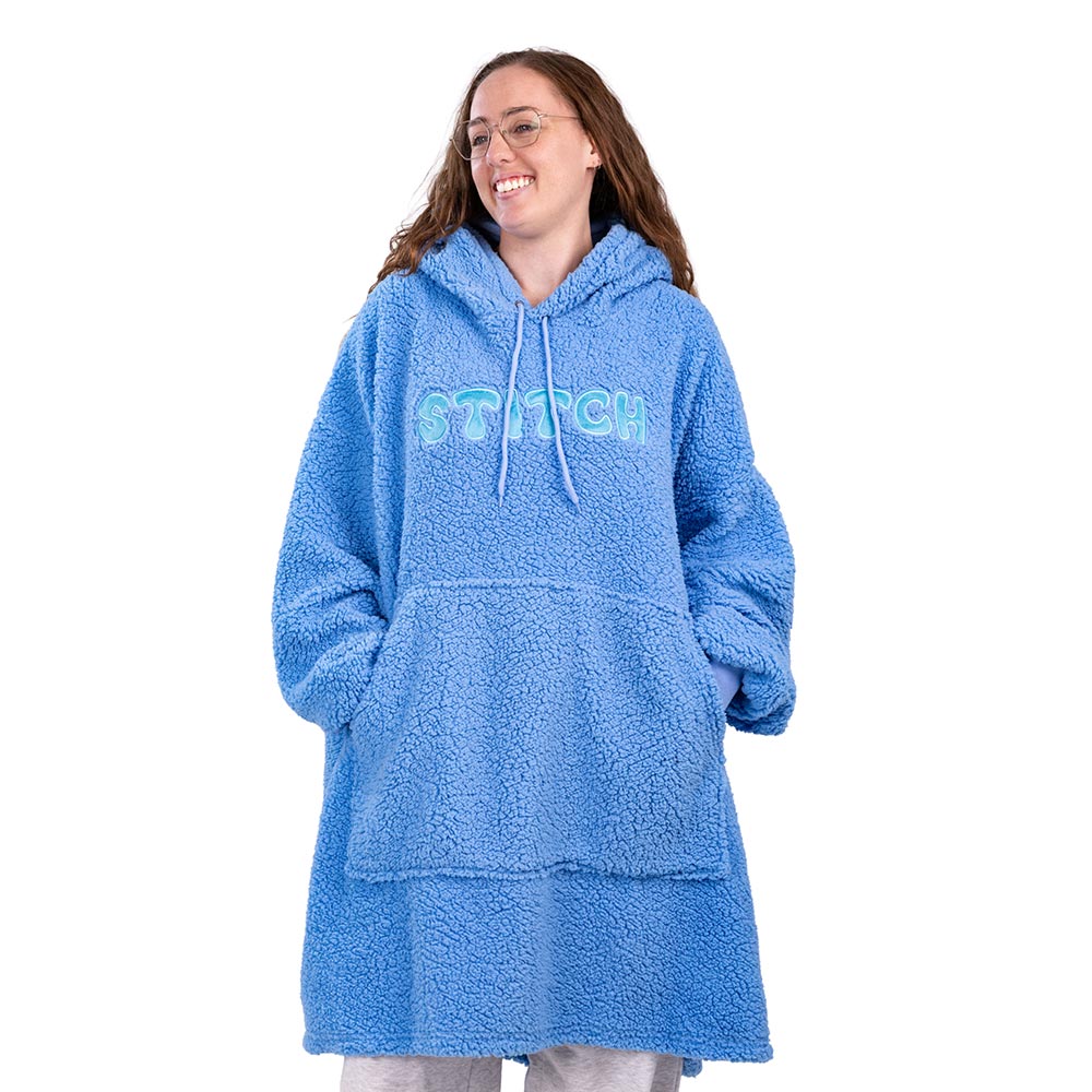 Disney - Lilo & Stitch - Stitch Fluffy Oversized Blanket Hoodie - Packshot 2