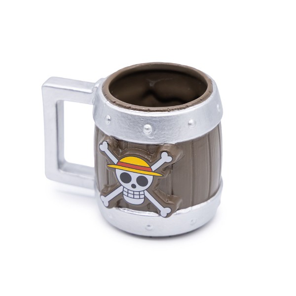 One Piece - Barrel Moulded Mug - Packshot 3