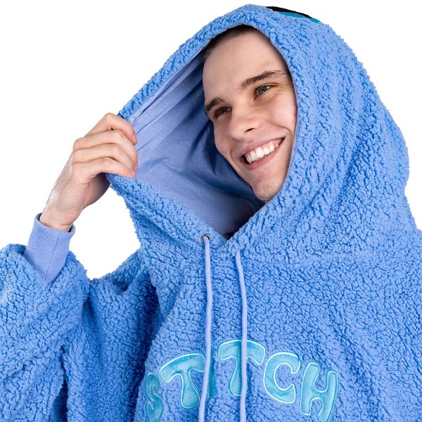Disney - Lilo & Stitch - Stitch Fluffy Oversized Blanket Hoodie - Packshot 6