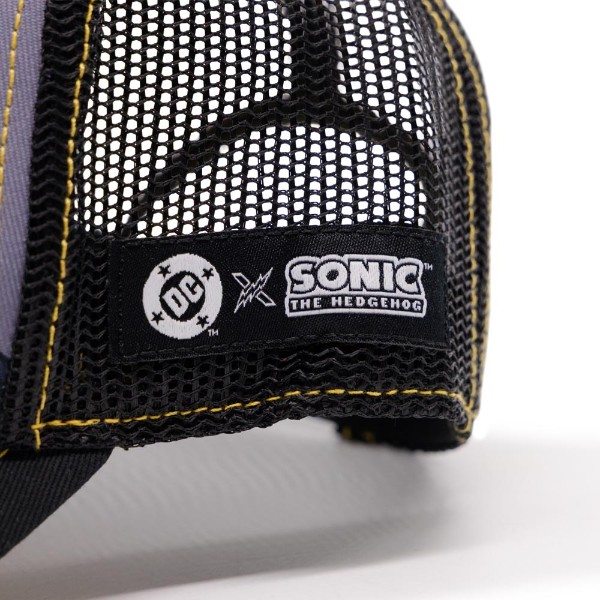 DC X Sonic the Hedgehog - Shadow & Batman Trucker Cap - Packshot 2