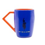 DC Comics - Superman 2025 - Superman Shield Moulded Mug - Packshot 2