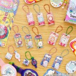 Tamagotchi - Tamagotchi Shokugan Keychains (Wave 4) Blind Box (Single Box) - Packshot 6