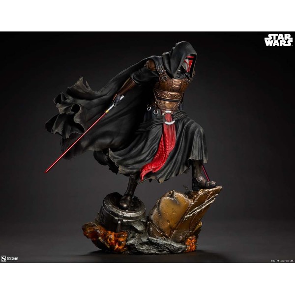 Star Wars - Darth Revan Premium Format Figure - Packshot 3