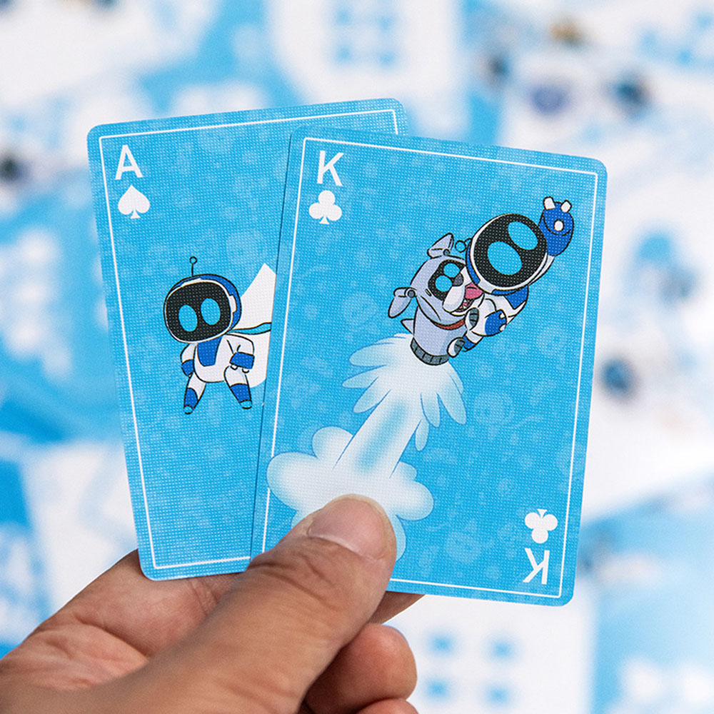 Astro Bot Playing Cards (with Tin) - Packshot 5