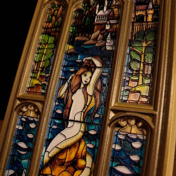 Harry Potter - Mermaid Stained Glass Window Resin Plaque - Packshot 4