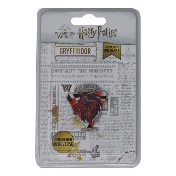 Harry Potter - Gryffindor House Pin Badge - Packshot 2