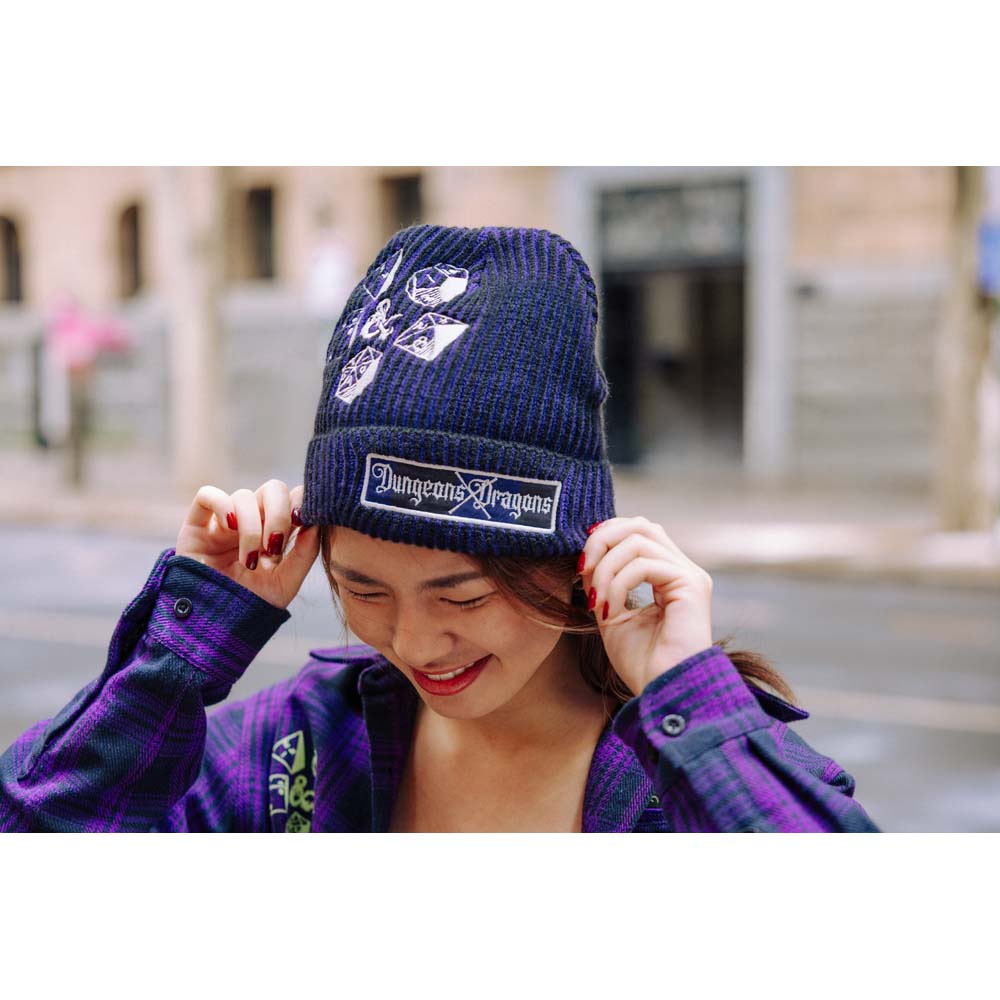 Dungeons & Dragons - Dice Beanie - Packshot 3