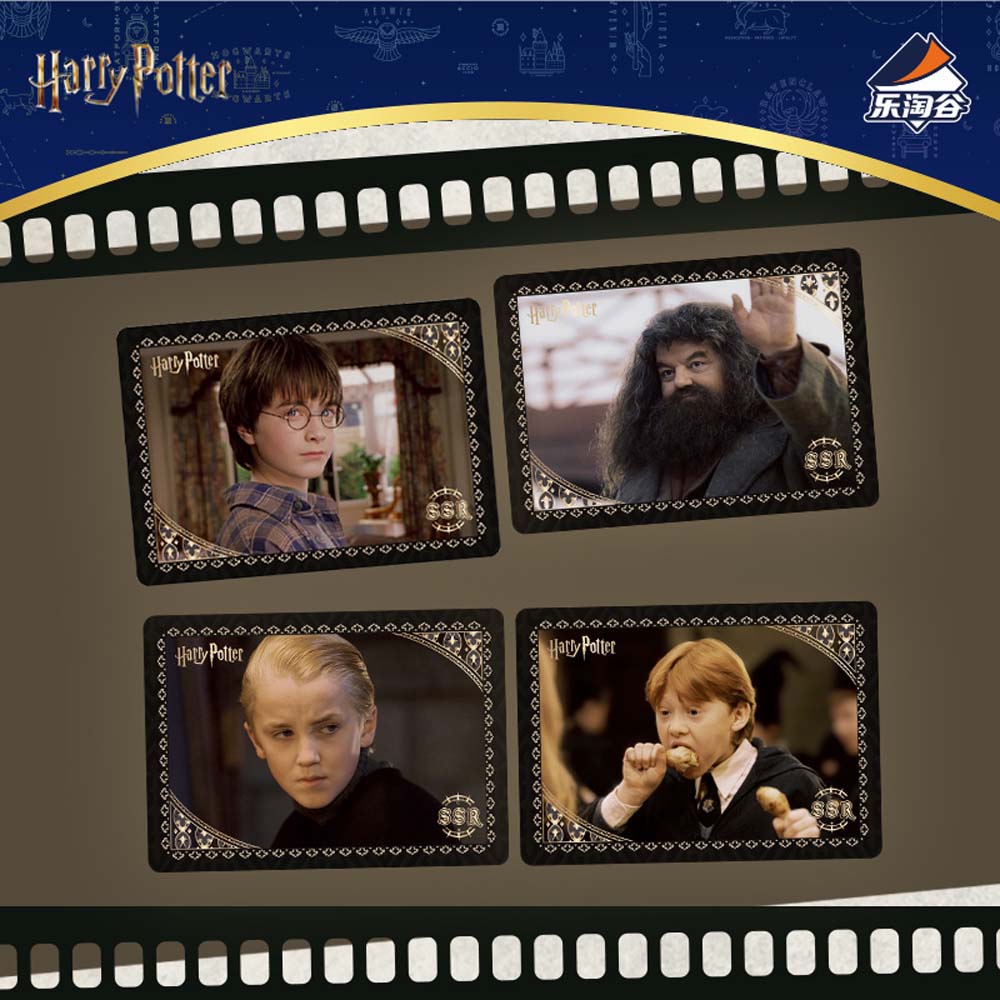 Harry Potter - TC - Harry Potter & the Sorcerer's Stone Series Collectible Card Booster - Packshot 4