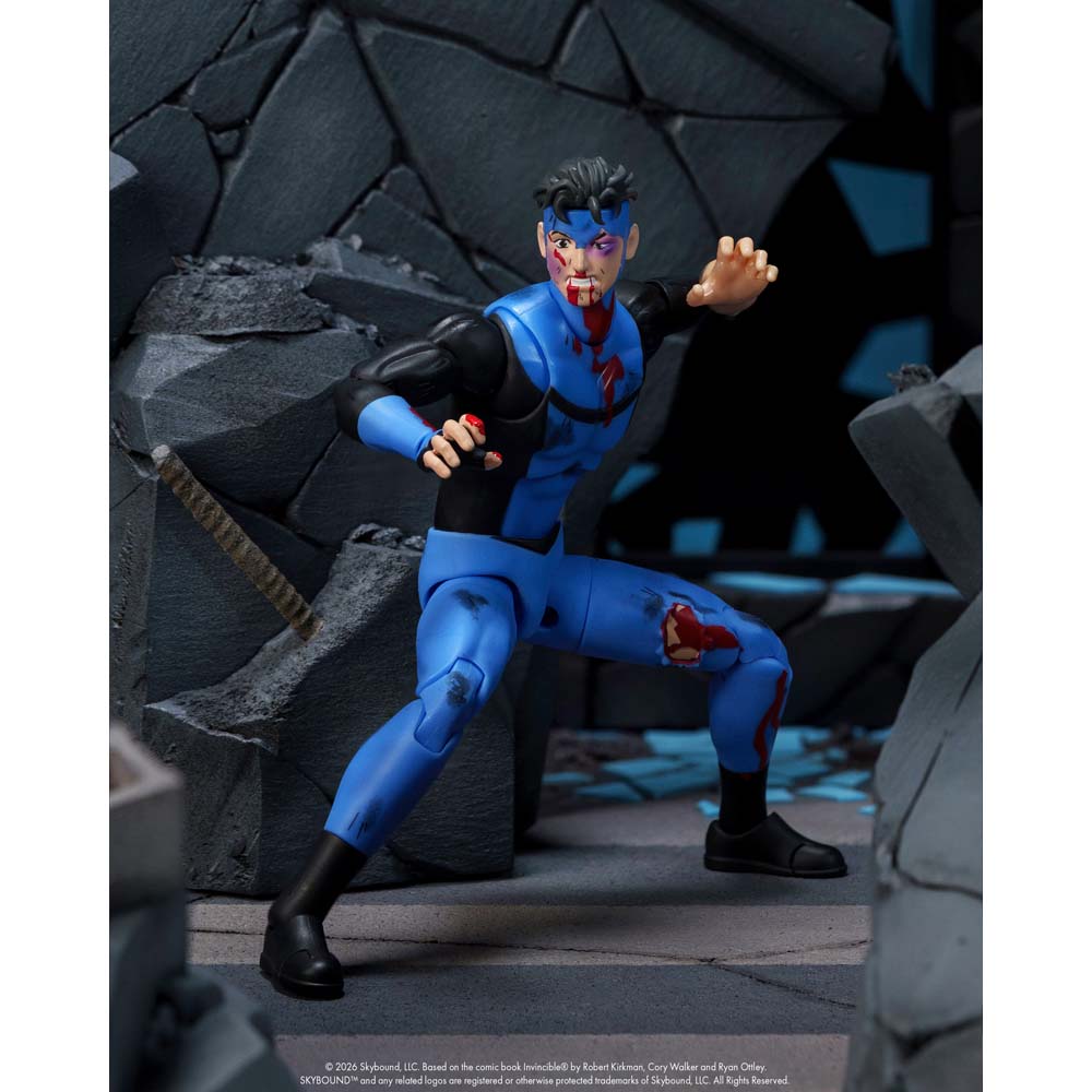 Invincible - Invincible 1/12 Scale Action Figure - Packshot 6