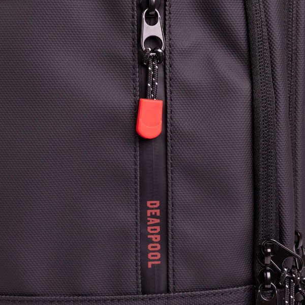 Marvel - Deadpool - Deadpool Tech Backpack - Packshot 2