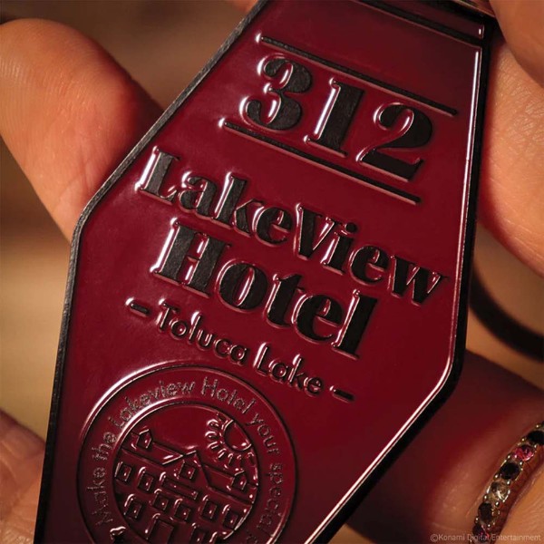 SILENT HILL 2 - Hotel Keychain - Red Edition - Packshot 4