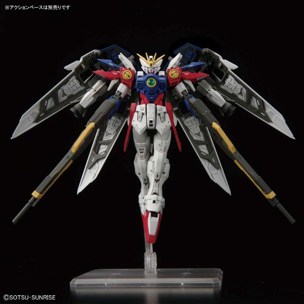 Mobile Suit Gundam - RG Wing Gundam Zero 1/144 Model Kit - Packshot 2