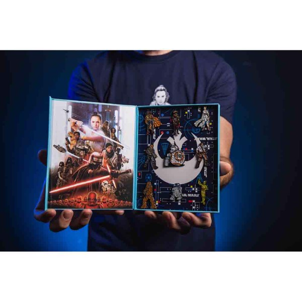 Star Wars - Episode IX - Resistance Premium Pin Badge Set of 9 - Packshot 6