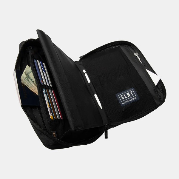 SLNT - Essentials Faraday Tech Organizer for Tablet - Packshot 3