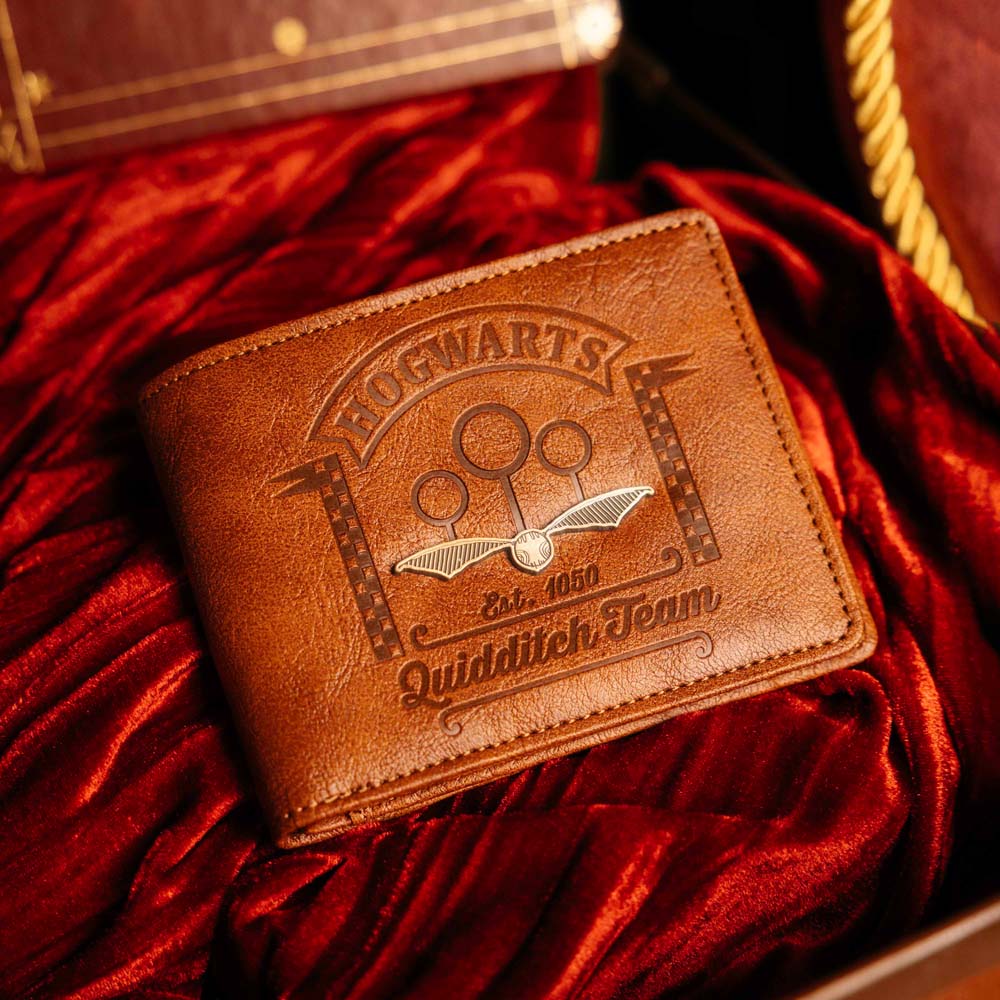 Harry Potter 25th Anniversary - Hogwarts Quidditch Team Bi-Fold Wallet - Packshot 3