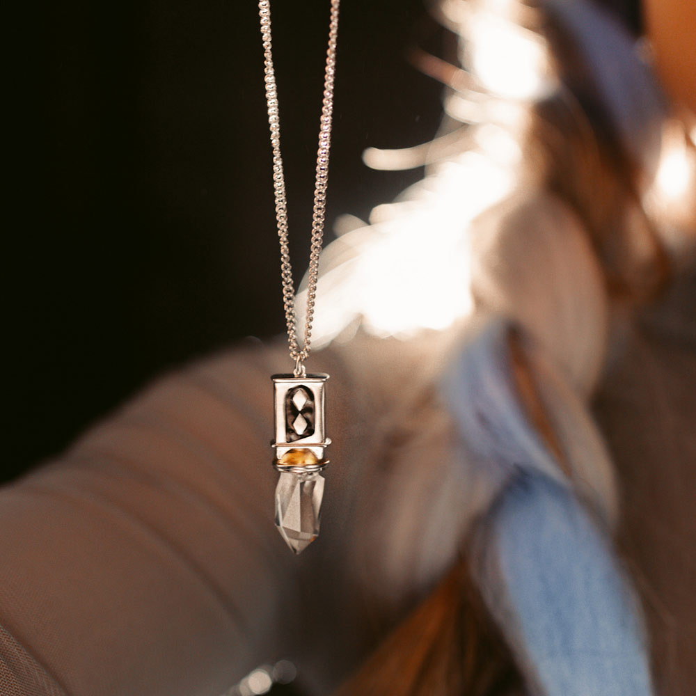 Star Wars Ahsoka Tano RockLove Kyber Crystal Pendant Clothing