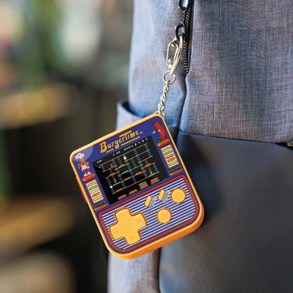 HyperMegaTech! Super Micro Keychain Gamer Console - BurgerTime Edition - Packshot 5