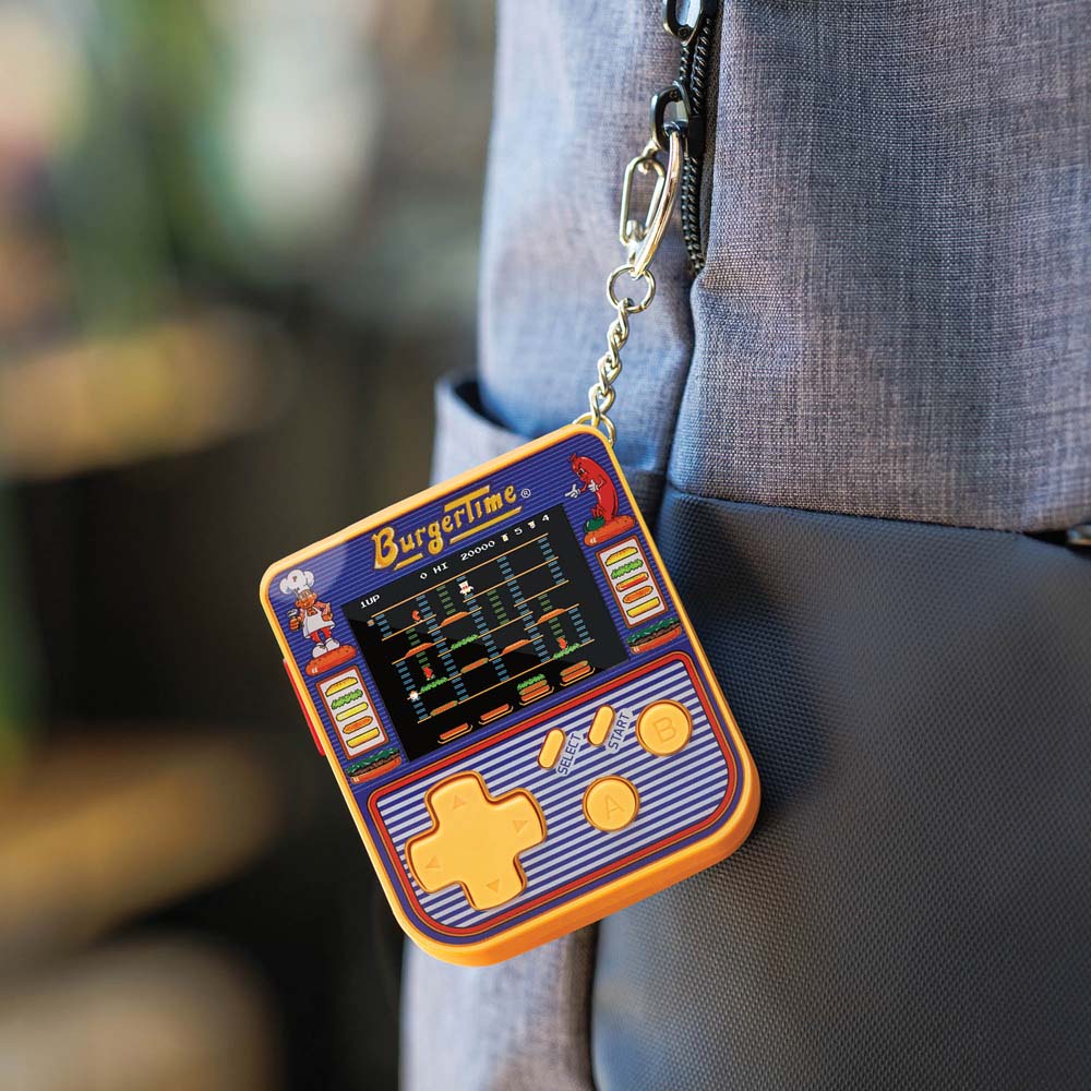 HyperMegaTech! Super Micro Keychain Gamer Console - BurgerTime Edition - Packshot 5