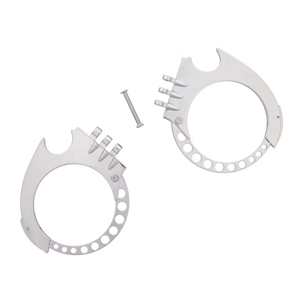 DC Comics - Batman - Batman Forever Bat Cuff Replica Bracelet - Packshot 4