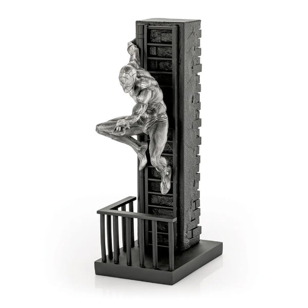Marvel - Spider-Man Limited Edition Figurine - Packshot 2