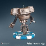 Fallout (2024) - Victor the Securitron 10" Statue - Packshot 4