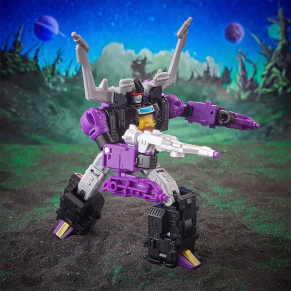 Transformers Generation 1 Shrapnel Legacy Evolution Deluxe Class
