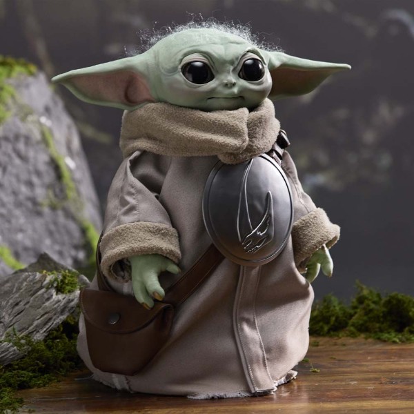Star Wars - Ultimate Grogu Animatronic Life-Size Replica - Packshot 3