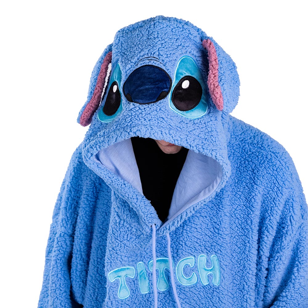 Disney - Lilo & Stitch - Stitch Fluffy Oversized Blanket Hoodie - Packshot 4