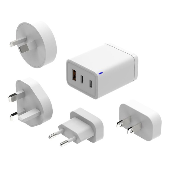 Laser 65W GaN Wall Charger with 4 Adaptors - Packshot 1