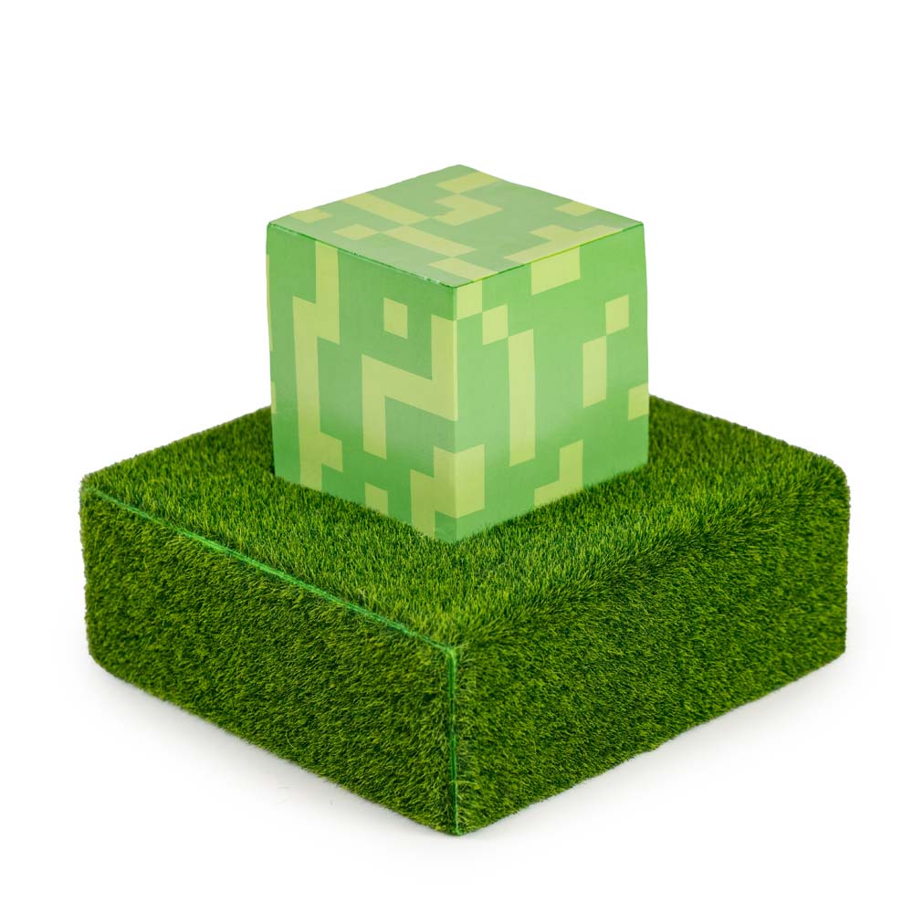 Minecraft - Creeper In the Grass - Packshot 3