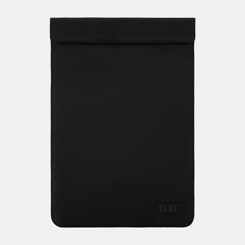 SLNT - E3 Faraday Backpack (Black) - Packshot 2