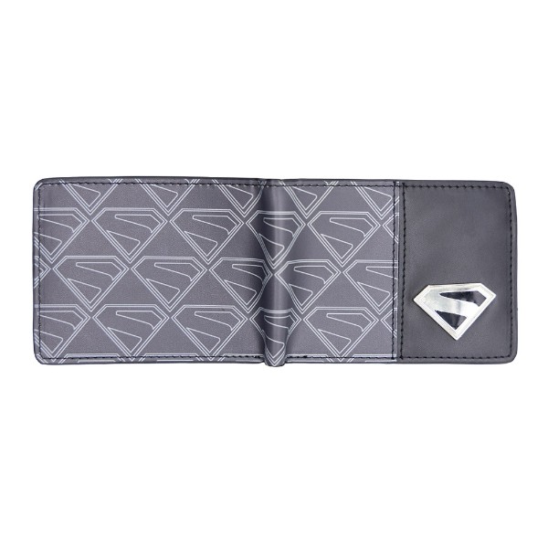 DC Comics - Superman 2025 - Superman Shield Bi-fold Wallet - Packshot 4