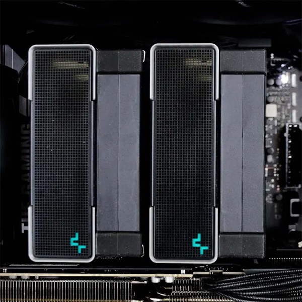VYROKX Elite | Ryzen 7 7800X3D | GeForce RTX 5070 Ti | 2TB SSD | 32GB RAM| Gaming PC - Packshot 6