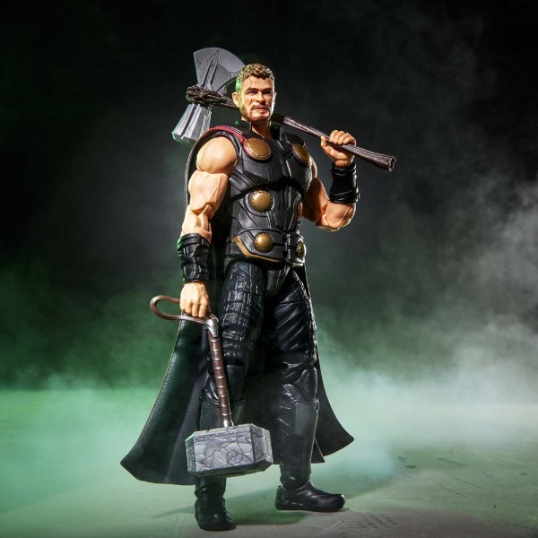 Marvel - Avengers: Doomsday - Marvel Legends Series Thor Action Figure - Packshot 4