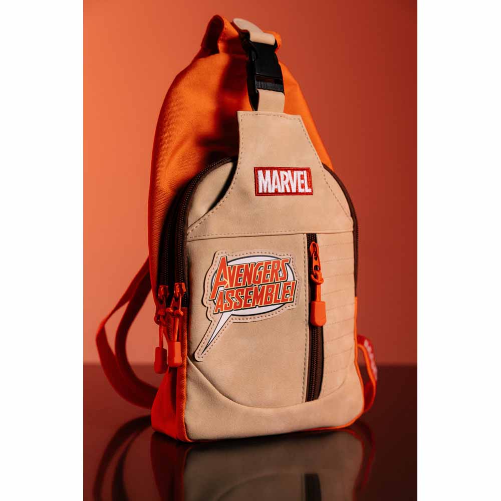 Marvel - The Avengers - Avengers Assemble Sling Bag - Packshot 3