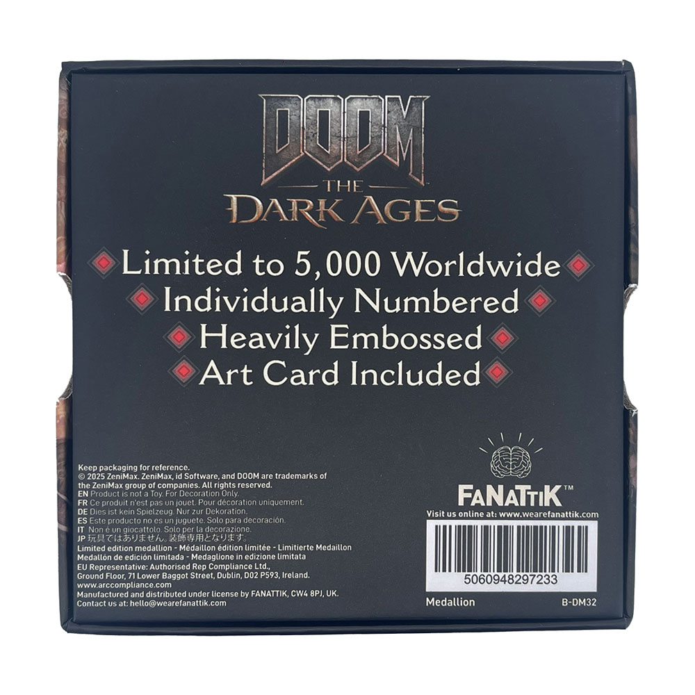 Doom: The Dark Ages - Doom Slayer Shield Medallion - Packshot 5