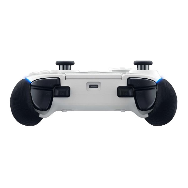 Razer Wolverine V2 Pro Wireless PlayStation 5 & PC Gaming Controller - White - Packshot 3