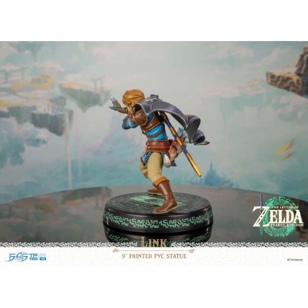 Nintendo - The Legend of Zelda: Tears of the Kingdom - Link PVC Statue - Packshot 3
